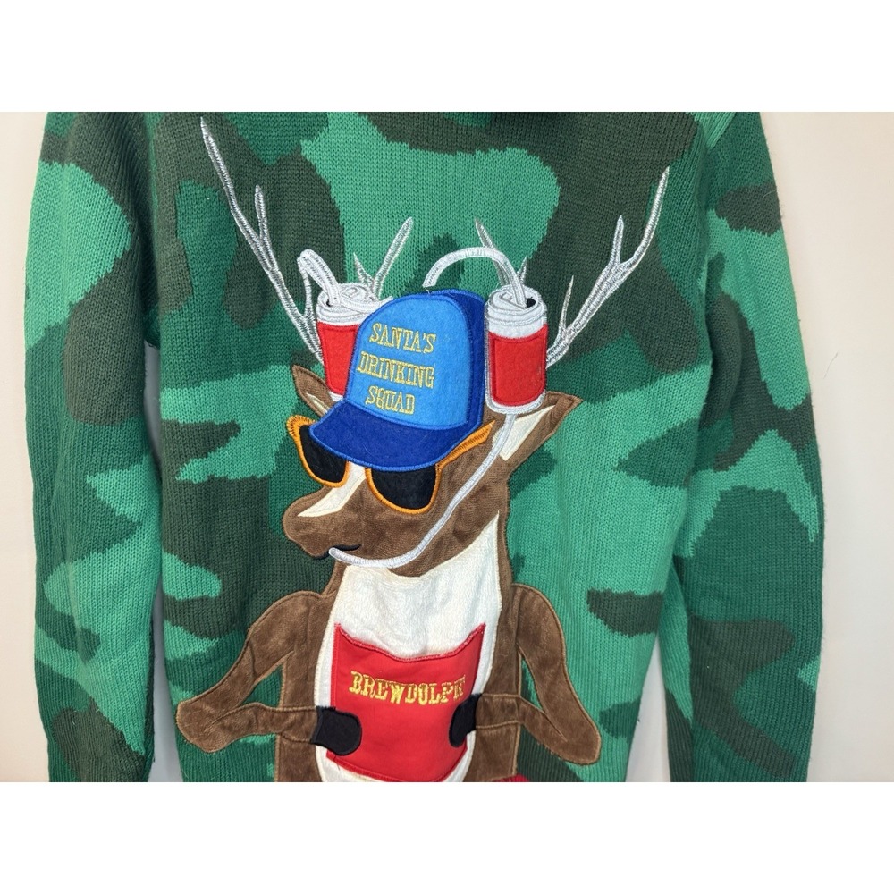 Ugly Christmas Sweater Small Camo Blizzard Bay Santas Drinking Brewdolph NWT - Picture 9 of 15